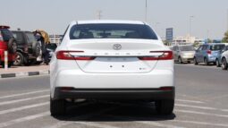 
										Toyota Camry – White full									