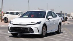 
										Toyota Camry – White full									