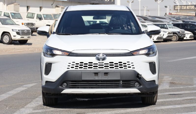 
								Toyota Corolla Cross – White full									