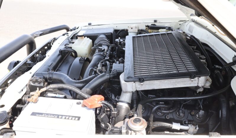 
								Toyota Land Cruiser full									