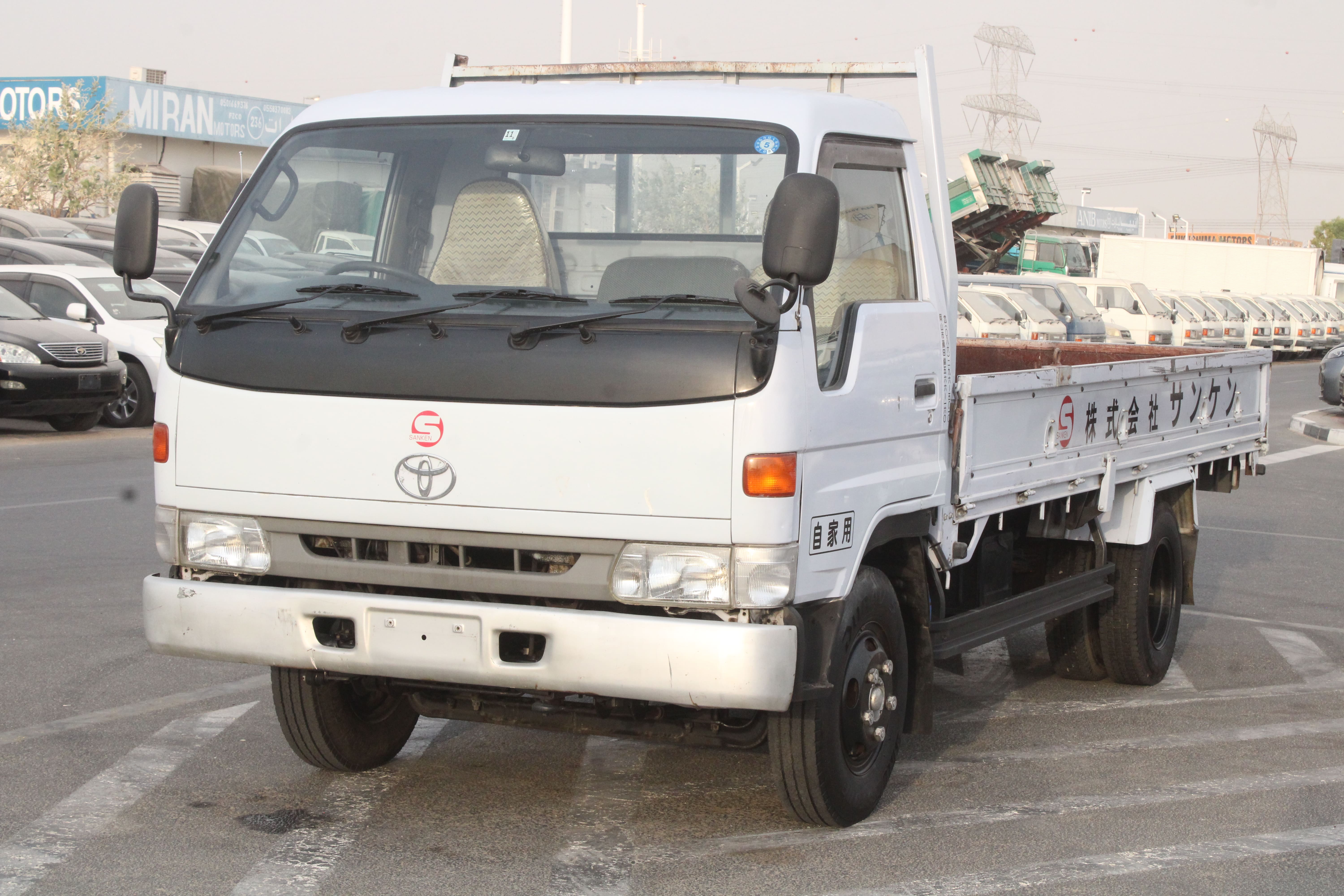 Mitsubishi Canter