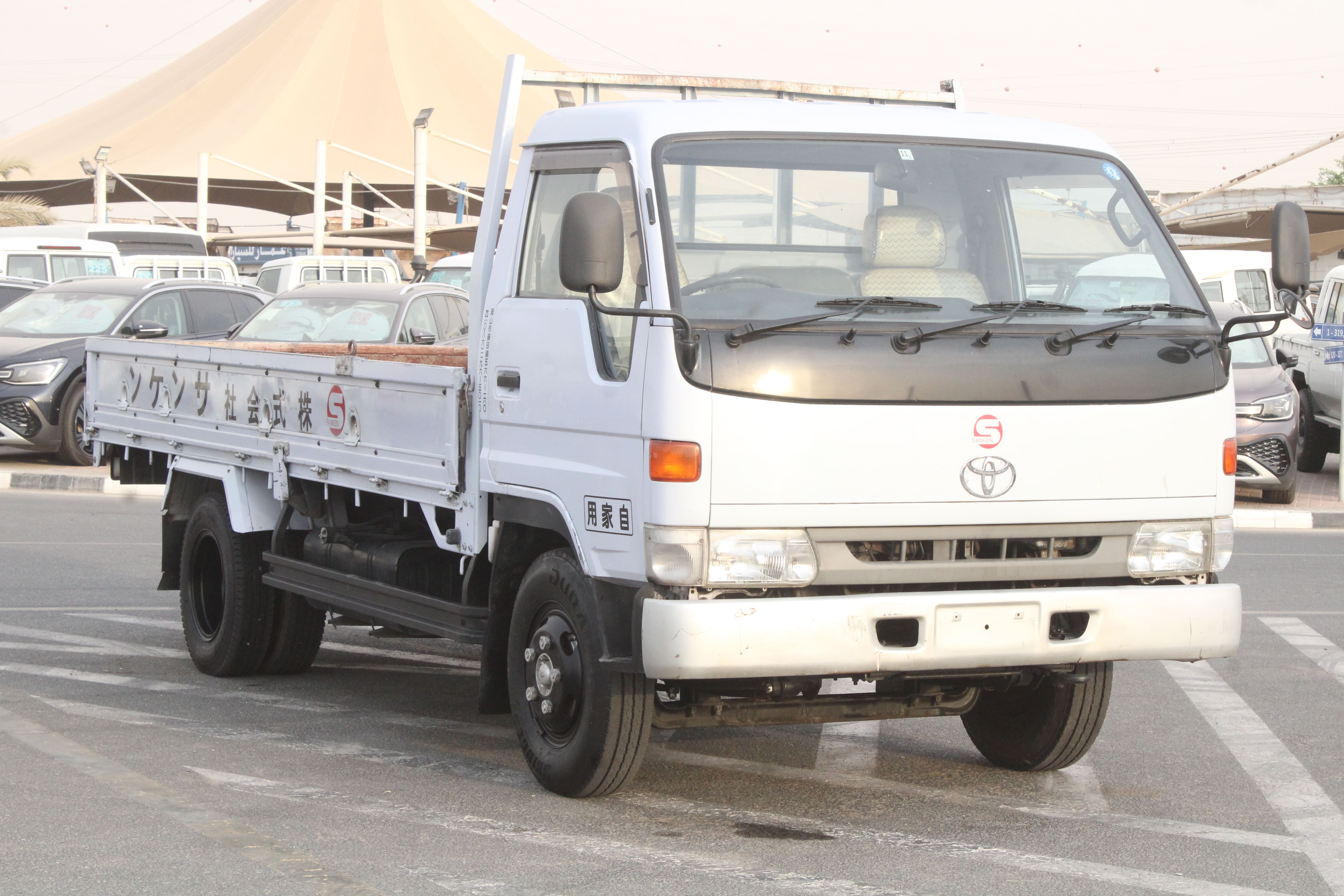 Mitsubishi Canter