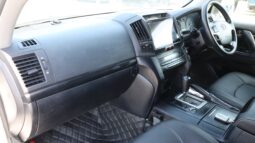 
										Toyota Land Cruiser Prado – Black full									