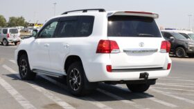 Toyota Land Cruiser White