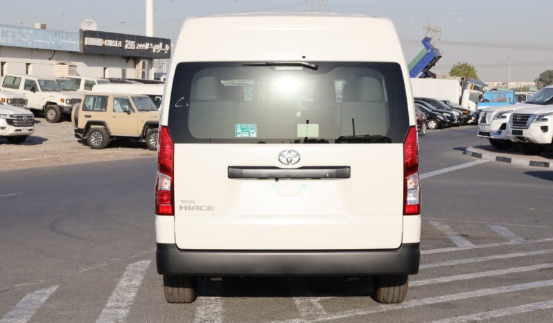 
								Toyota Hiace full									