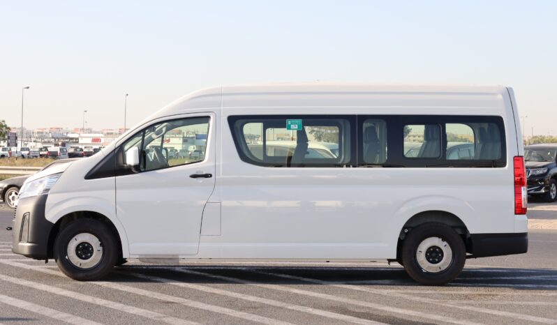 
								Toyota Hiace full									