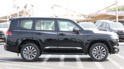 
										Toyota Land Cruiser LC300 Two-Tone (Black & White) full									