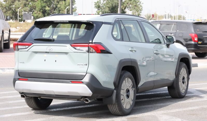 
								Toyota RAV4 Adventure full									