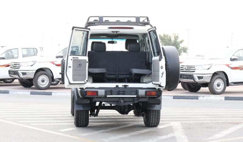 
								Toyota Land Cruiser  Heritage Edition full									