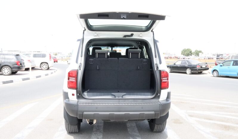 
								Toyota Land Cruiser 250 Series full									