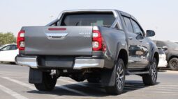 
										Toyota Hilux Double Cab Grey full									