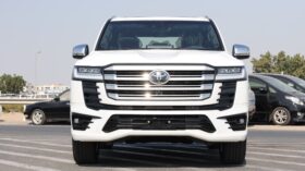 Toyota Land Cruiser LC300 VXR  White
