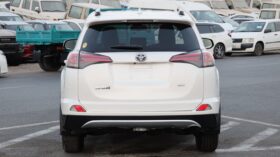 Toyota RAV4 XLE  White
