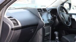 
										Toyota Land Cruiser Prado GX Black full									