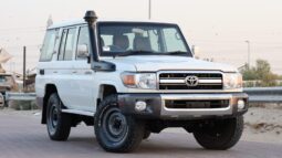 
										Toyota Land Cruiser Hardtop full									