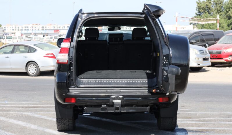 
								Toyota Land Cruiser Prado  Black full									