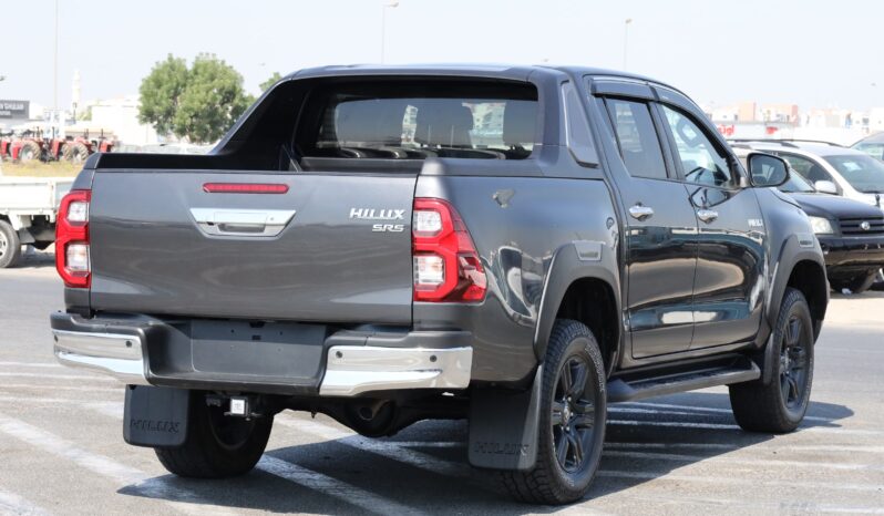 
								Toyota Hilux  Dark Grey full									