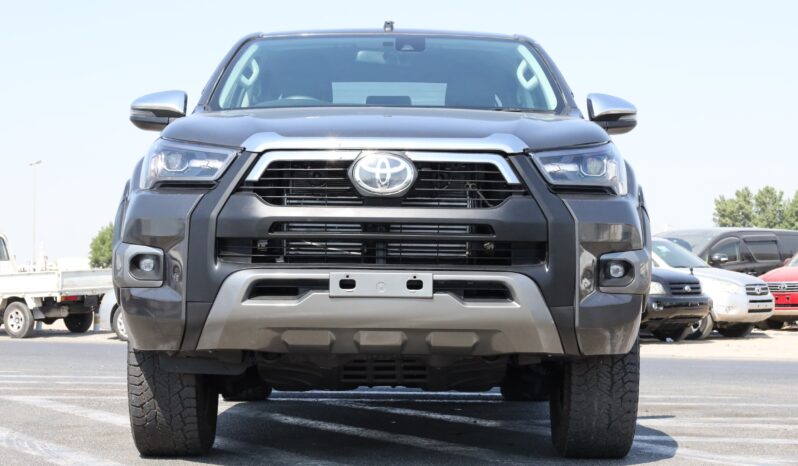
								Toyota Hilux  Dark Grey full									