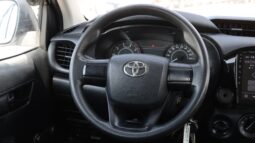 
										Toyota Hilux White Double Cab Canopy full									