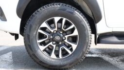 
										Toyota Hilux White Double Cab Canopy full									