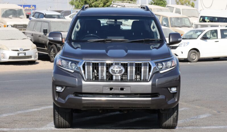 
								Toyota Prado  Grey full									