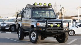 Toyota Land Cruiser Pickup Black