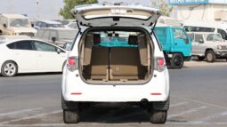 
										Toyota Fortuner  White full									