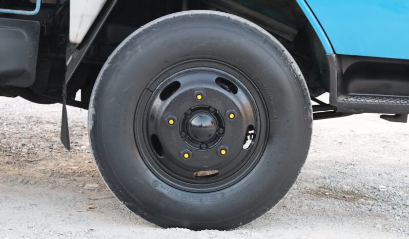 
								Mitsubishi Fuso Canter – Deep Blue full									