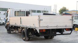 
										Toyota Fuso  White full									
