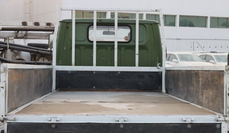 
								Mitsubishi Fuso Canter  Green full									