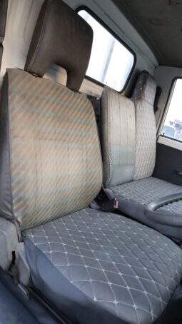 
										Mitsubishi Fuso Canter  Green full									