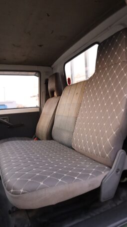 
										Mitsubishi Fuso Canter  Green full									