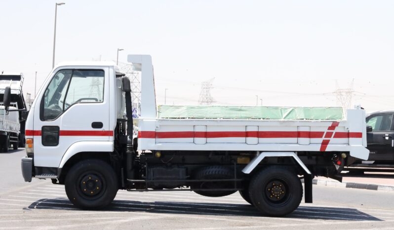 
								Isuzu Tempo full									