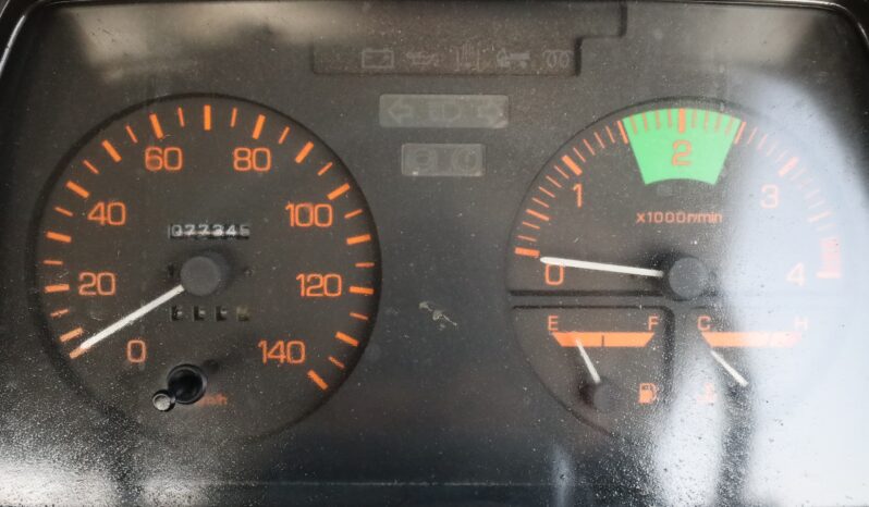 
								Mitsubishi Canter 2.0 White full									