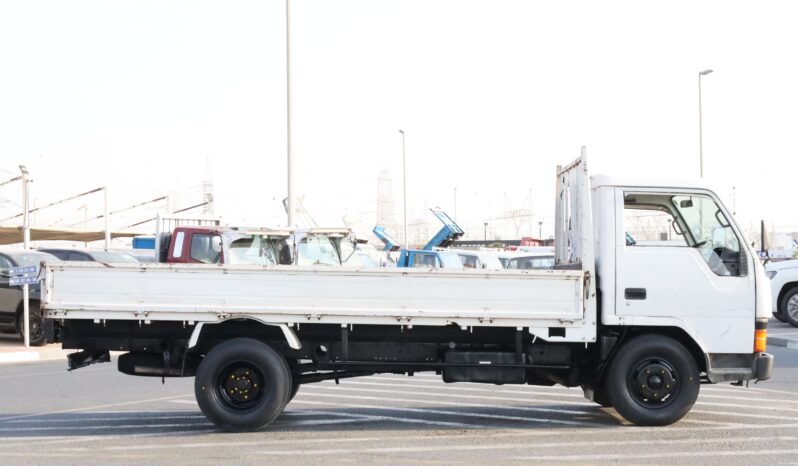 
								Mitsubishi Canter 2.0 White full									