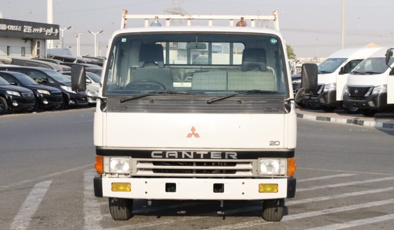 
								Mitsubishi Canter 2.0 White full									