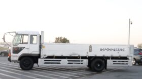 Mitsubishi Fuso Fighter White Medium-Duty Truck