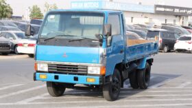 Mitsubishi Canter 2.0 Blue Flatbed Truck