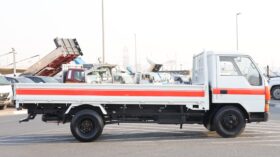 Mitsubishi Fuso Fighter Orange