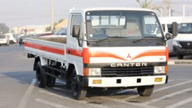 Mitsubishi Fuso Fighter Orange