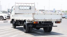 Mitsubishi Canter white