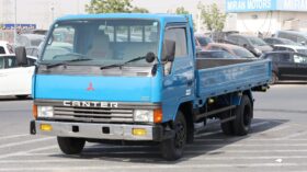 Mitsubishi Fuso Fighter Deep Blue