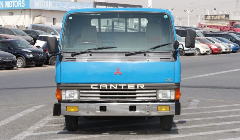 
								Mitsubishi Fuso Fighter Deep Blue full									