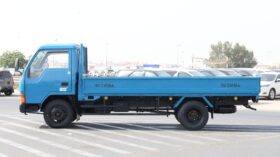 Mitsubishi Fuso Fighter Deep Blue