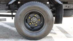 
										Mitsubishi Fuso Blue full									