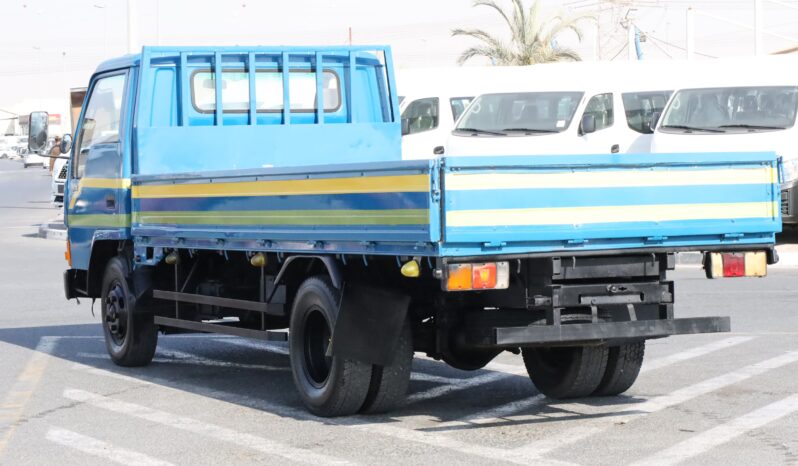 
								Mitsubishi Fuso Blue full									