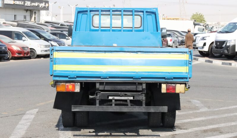 
								Mitsubishi Fuso Blue full									