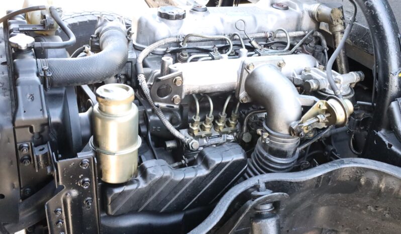 
								Mitsubishi Fuso Blue full									