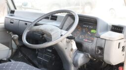 
										Mitsubishi Fuso Fighter Silver full									