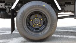 
										Mitsubishi Fuso Fighter Silver full									